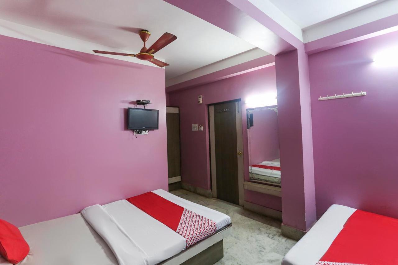 Oyo 60609 Hotel Tanushree Rampurhat Exterior foto